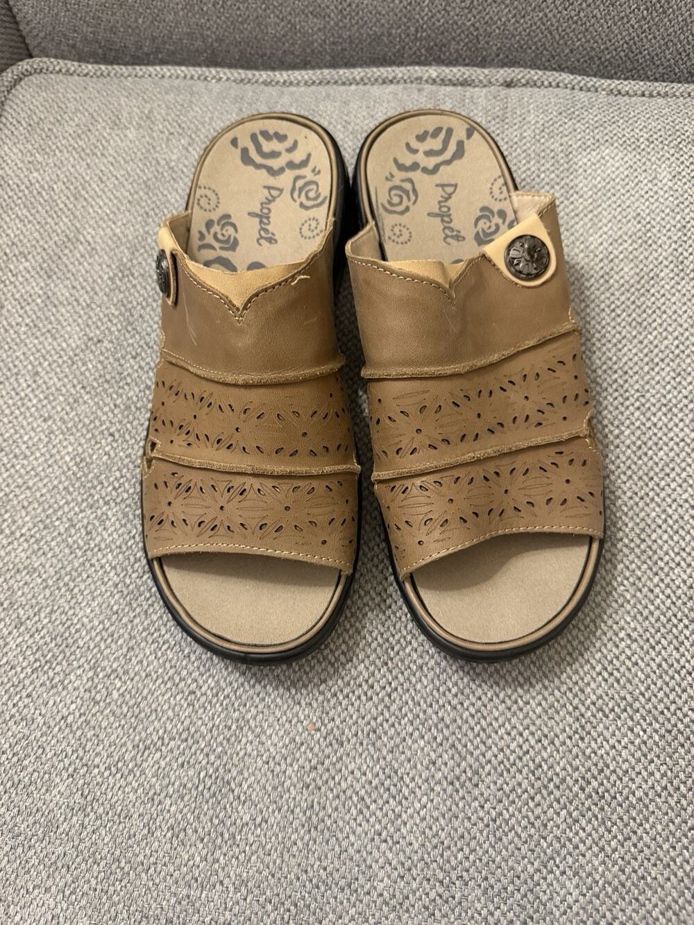 Propet Women's Gertie sandals in beige Sz 8.5